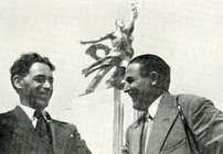 Борис Иофан и Густав Клуцис на международной выставке в Париже. Париж, 1937 г. 